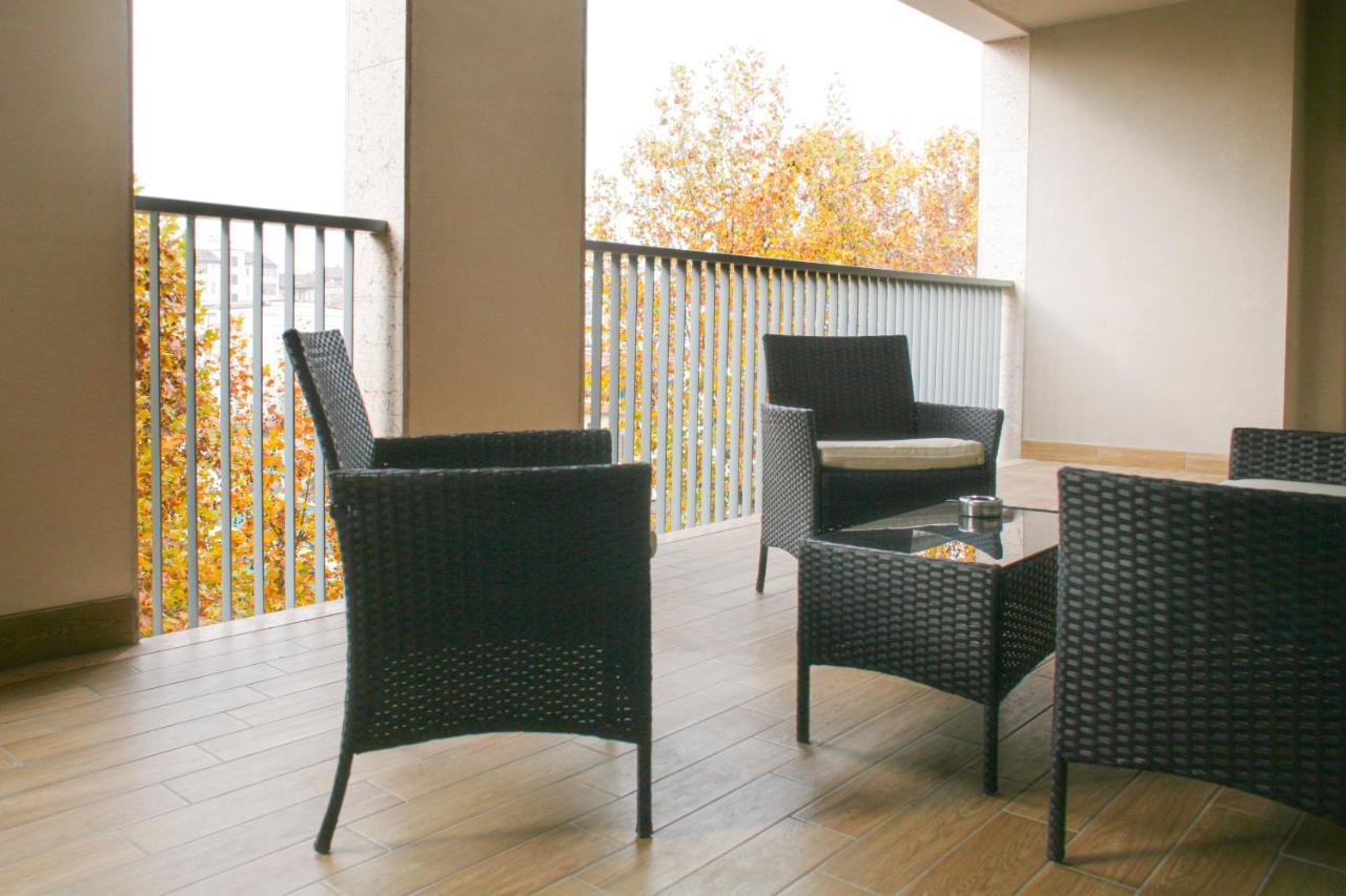 Bnbutler - Govone - Ampio E Luminoso Con Terrazza * Milão