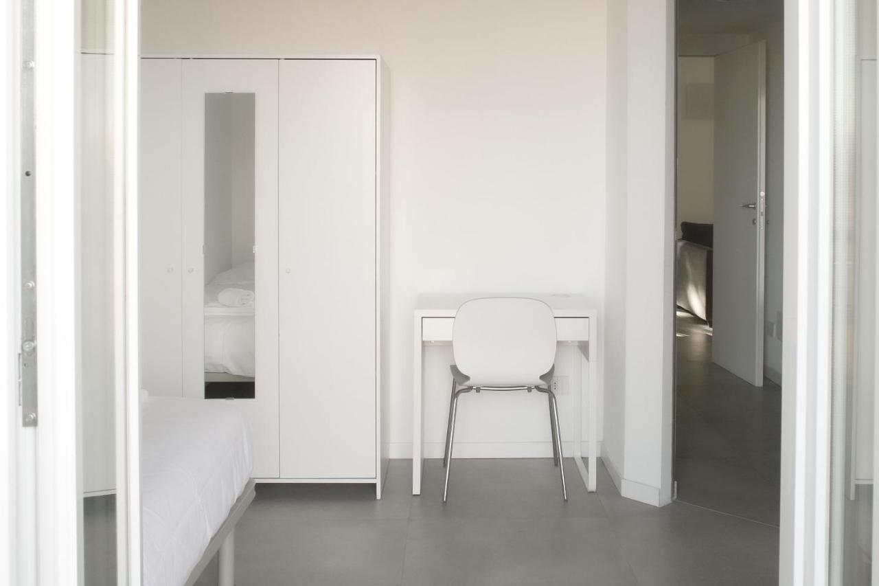 Bnbutler - Govone - Ampio E Luminoso Con Terrazza * Milão